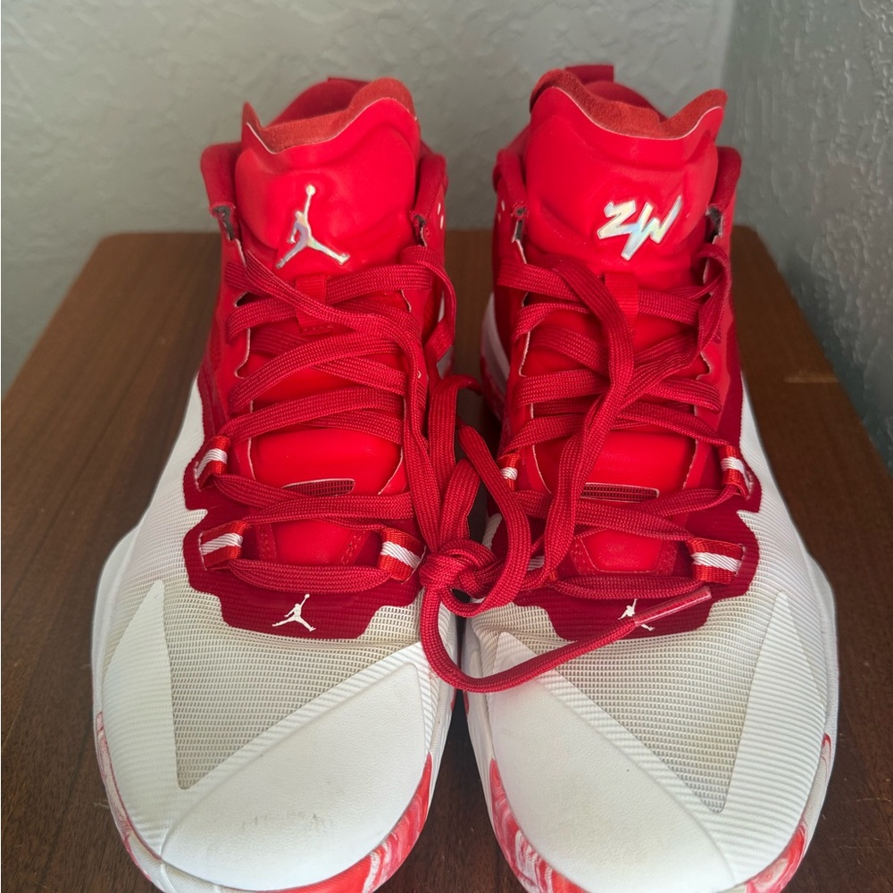 Men’s Jordan ZW Red and White Basketball Shoes